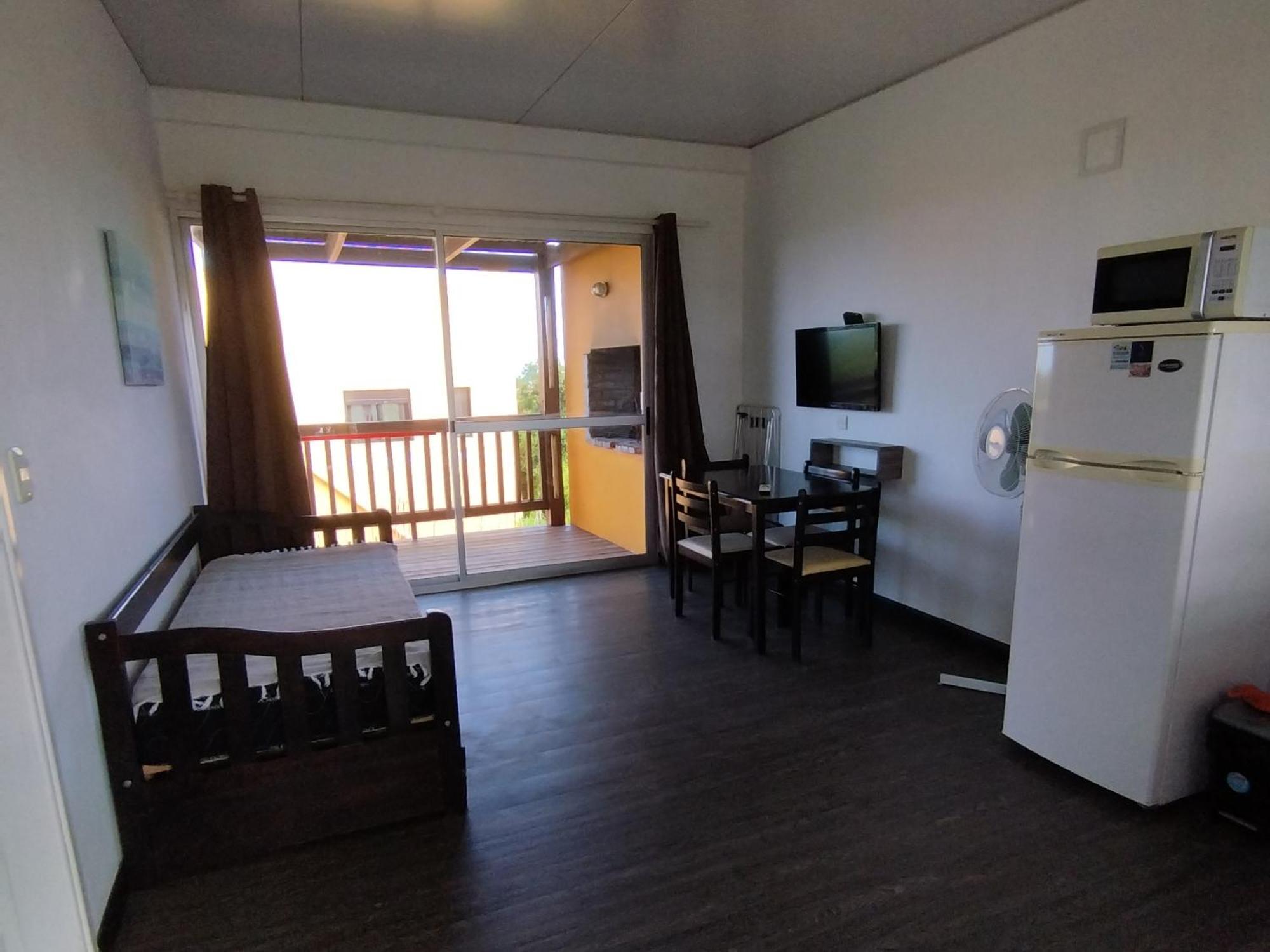 Apartamentos La Playa Piriápolis Habitación foto