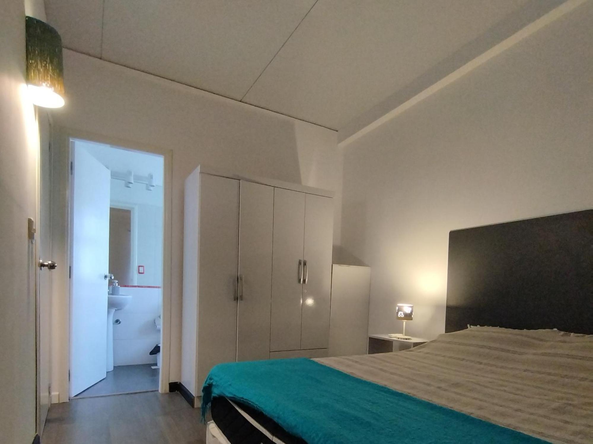 Apartamentos La Playa Piriápolis Habitación foto